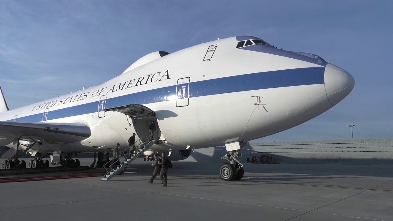 Boeing E-4 Advanced Airborne Command Post (AACP) - Take Off