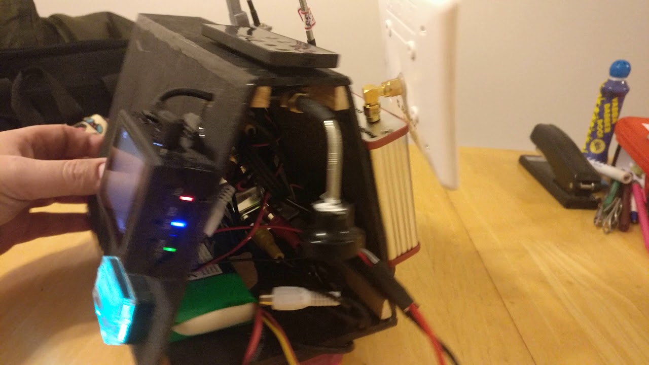 DIY Self Contained Dual Band Ground Station. (5.8Ghz & 1.3Ghz FPV)