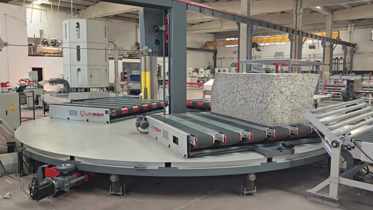 Horizontal cutting machine with turntable - carousel automatic loading and unloading machine