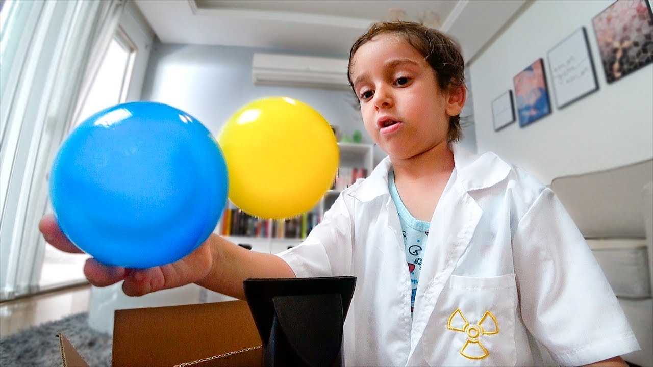 TOQUINHO CIENTISTA e as BOLINHAS Que Voam - Experiencias para Crianças