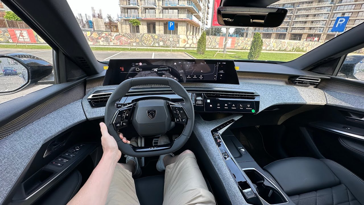 Driving New Peugeot 3008 GT Hybrid 2024 - No Comment