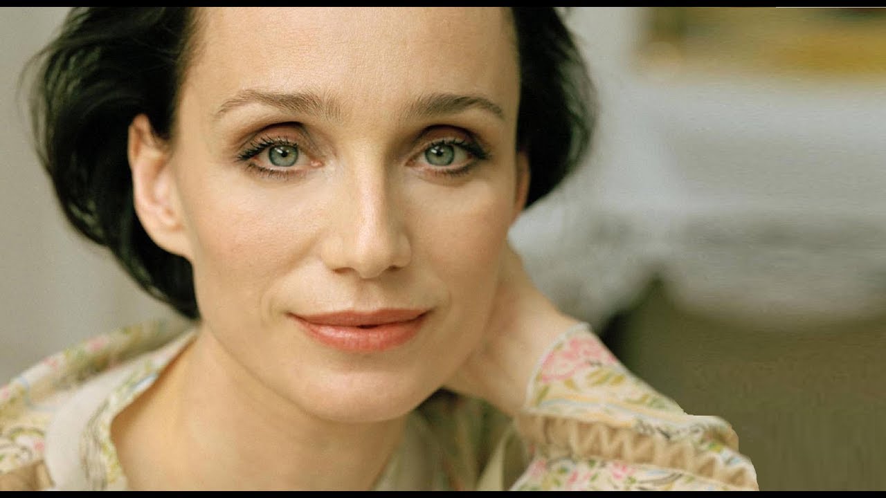 KRISTIN SCOTT THOMAS HOT