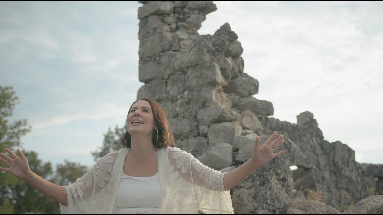Andrea Gelemanović - Hvala Ti Moj Isuse (ft. Zbor Eliam)