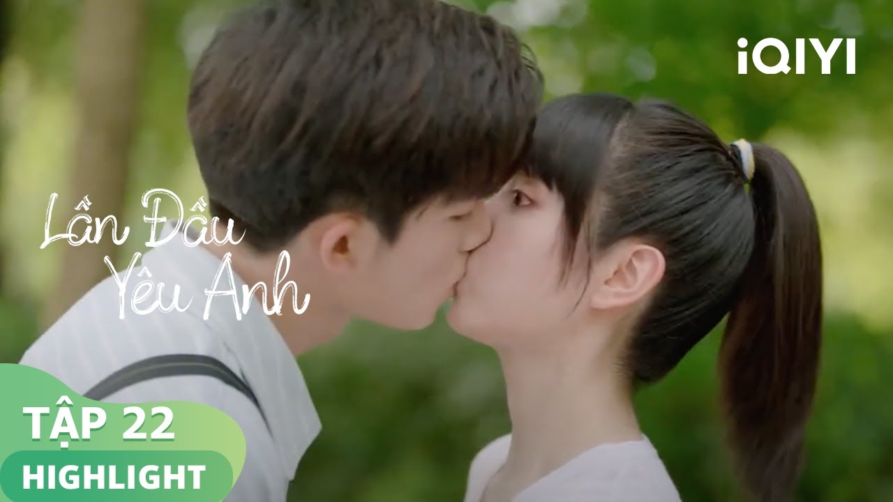 Hôn sô cô la ngọt ngào của Vãn Vãn và Nhâm Sơ | Lần Đầu Yêu Anh | iQIYI Vietnam