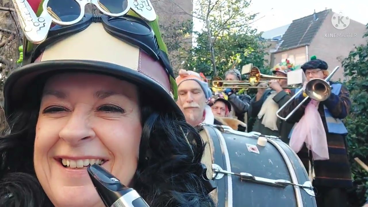 Vastenavend 2022 met Dweilband Oor d'Ons: D'r is wir Leve n'in de Brouwerij!
