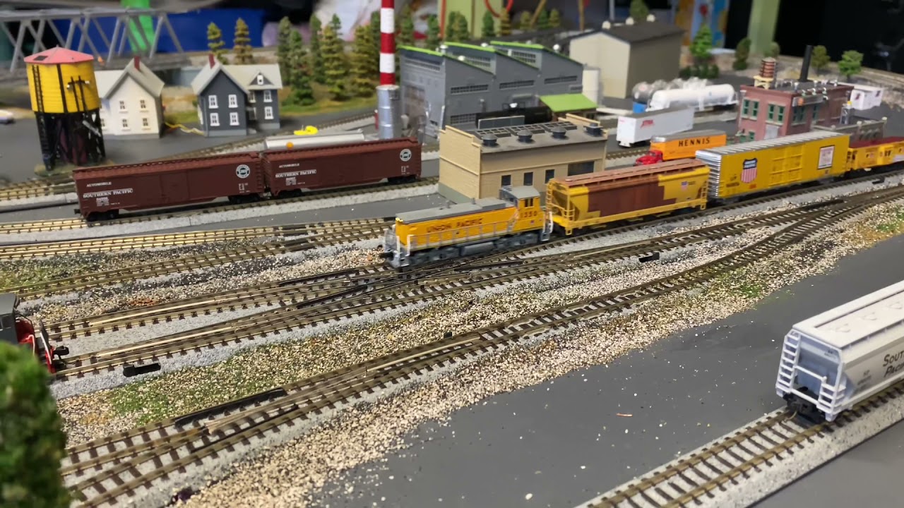 UPDATE On my Nscale kato layout and review on the atlas MP15DC