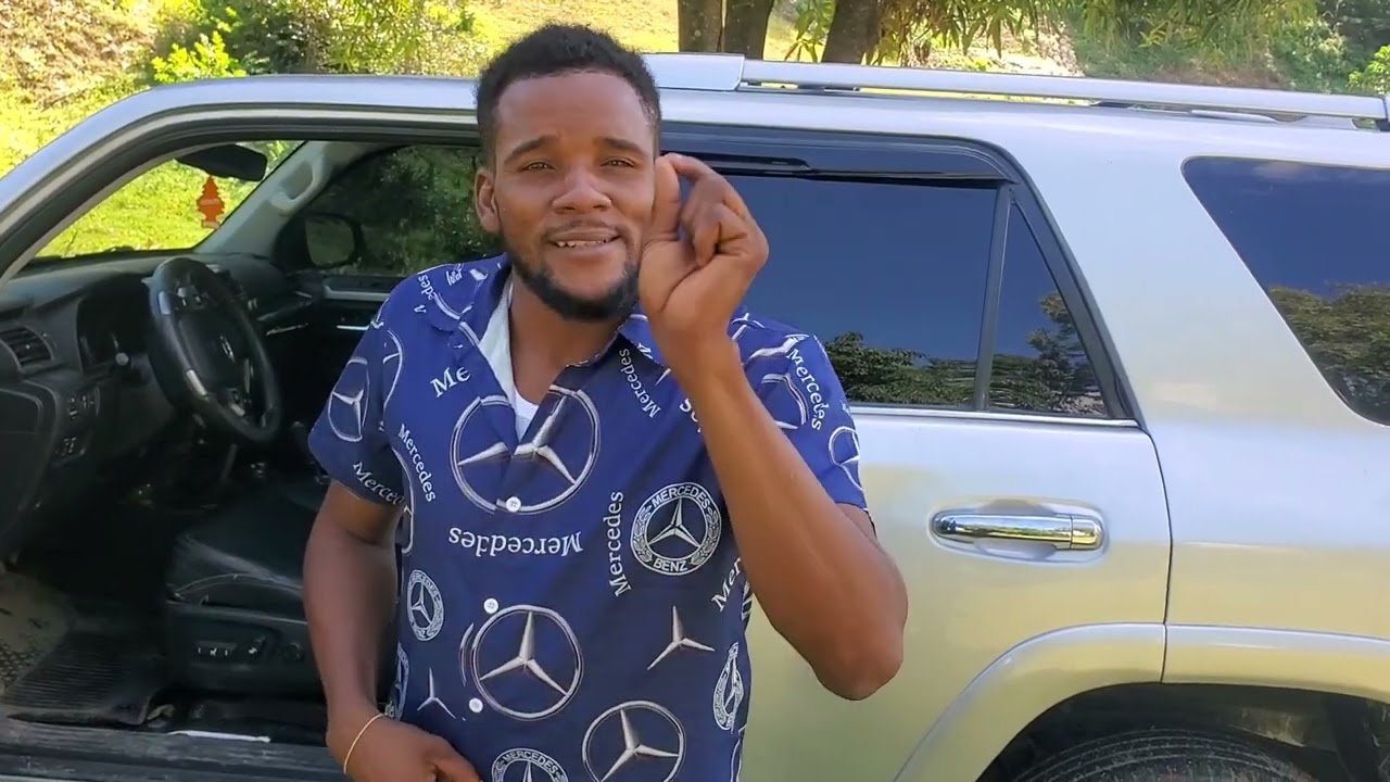 ekri  3 non esprit sa yo nan yon fey papier blan metel domi anba tet ou  URIEL + POWEL +BARACHIEl