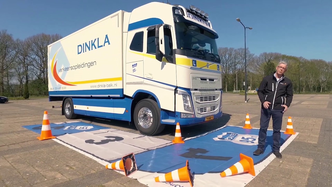 Spiegels vrachtwagen afstellen - Dinkla Verkeersopleidingen
