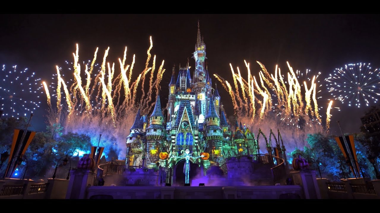 [4K] NEW - Disney's Not-So-Spooky Spectacular Fireworks Show  | 2019 Not-So-Scary Halloween Party