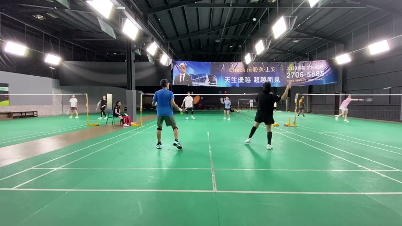 2/27 K歌盃Game 25 賢哥張信 21 : 19 珮珊傑哥 #混雙 #福雅羽球會館2號場地 #badminton 