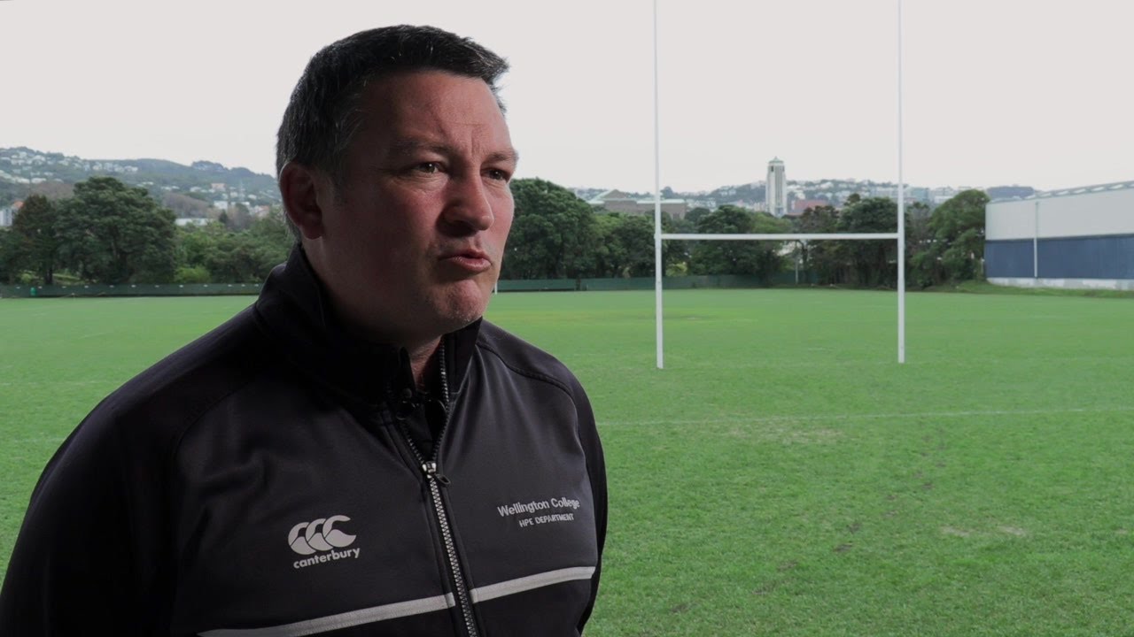 Le rugby n&eacute;o-z&eacute;landais s'inqui&egrave;te de la baisse du nombre de ses jeunes recrues | AFP News