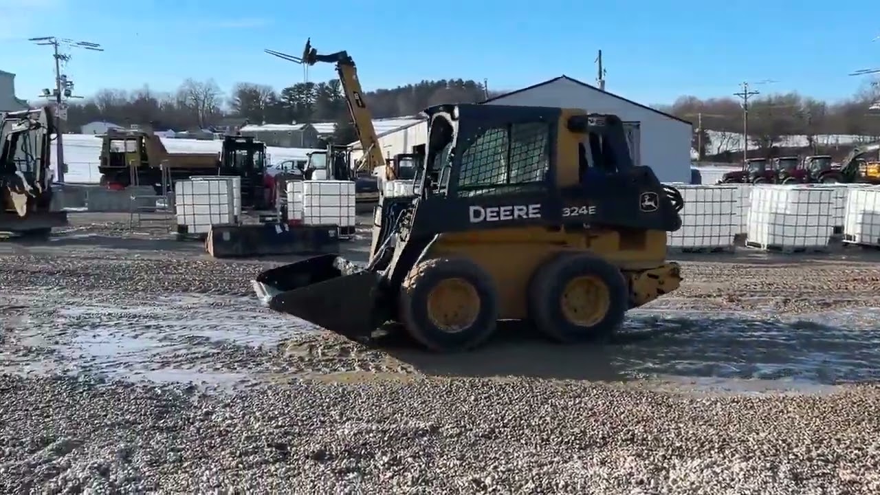 2017 DEERE 324E For Sale