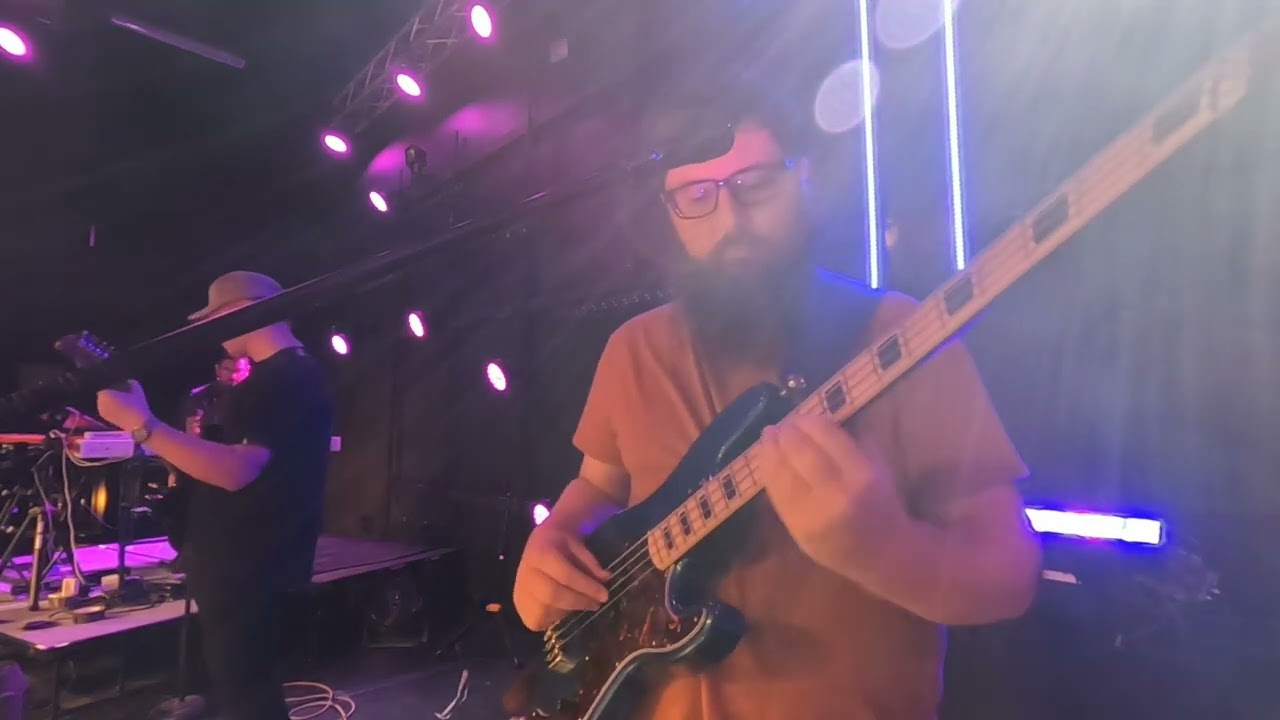 The Blood - Bethel (Bass Cam) #dingwall #aguilar  #worshipbass