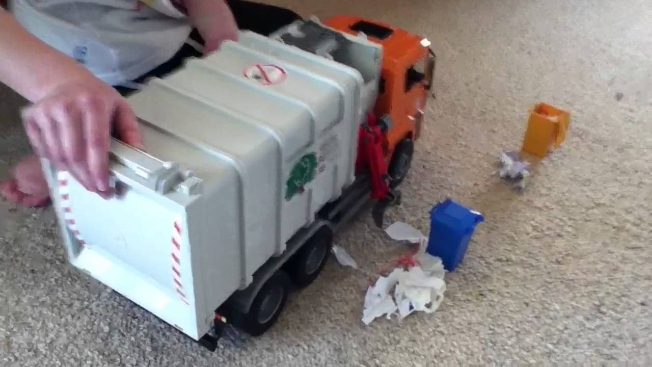 Bruder toy garbage truck side and back loader