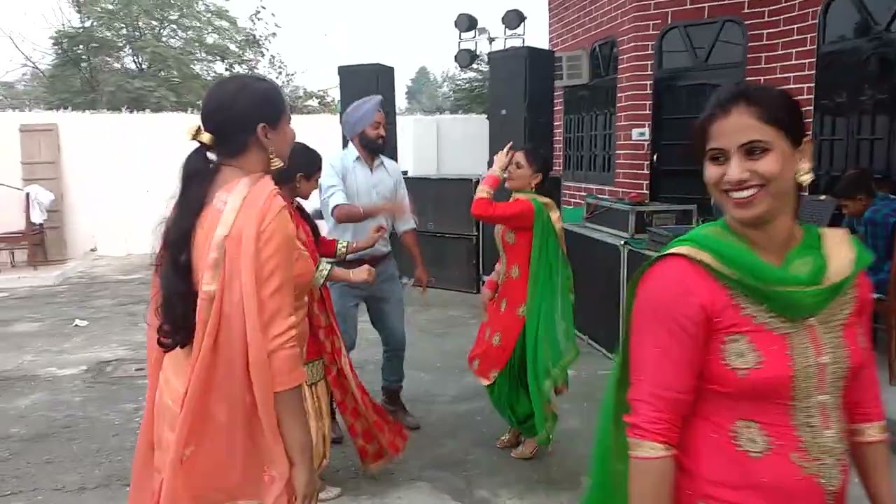 Saale haar naal bhangra