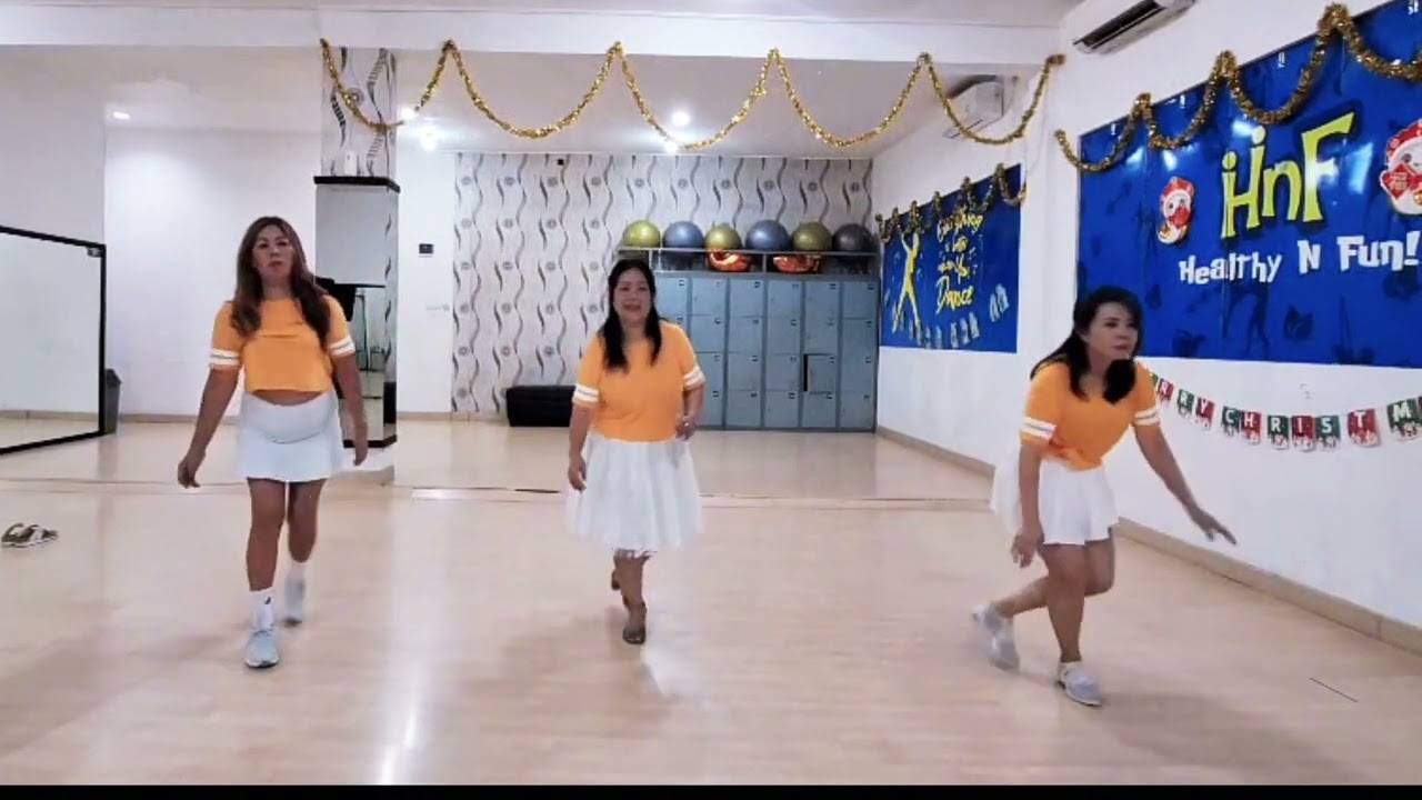 GOING BLONDE (Red Peony Line Dance)