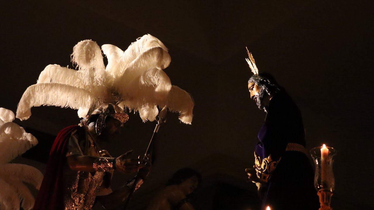 Traslado de Nuestro Padre Jesús Cautivo a su paso de misterio