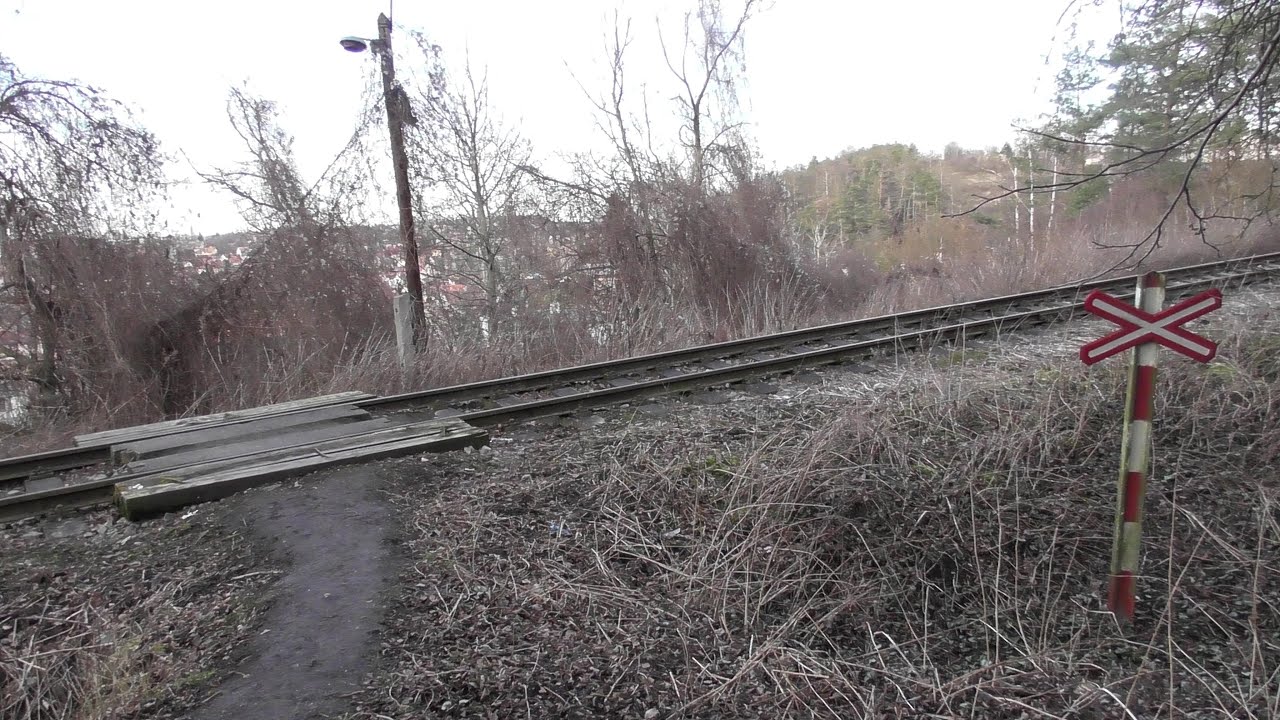 Železniční přejezd Kladno - Na Cikánce #2 [vlečka] - 2.3.2020 / Czech railroad crossing