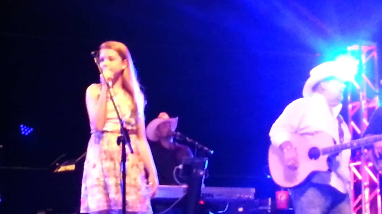 12 year old Elizabeth Price singing 