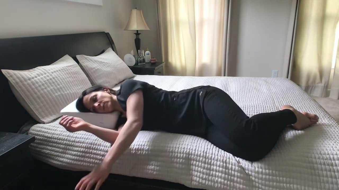 Side Sleeping Ergonomics-How to sleep on your side to wake up pain free.