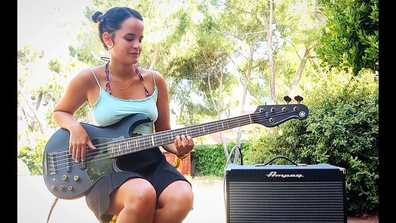 Sal Cuevas bass solo - Solo de Salvador Cuevas con Rubén Blades - Cabeza de Hacha (PARTE1)