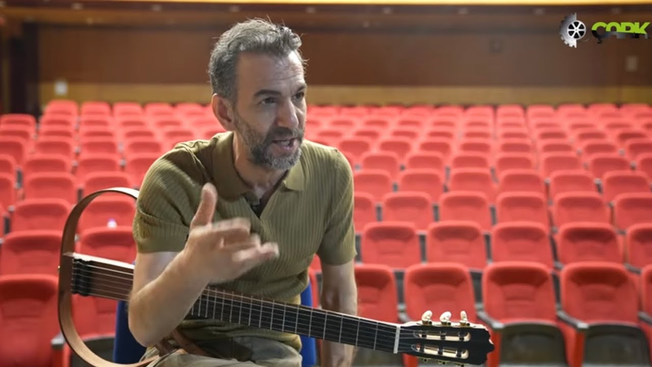 Mehmet Atlı ile 30 yıl:  Okyanusun renklerine bir yolculuk