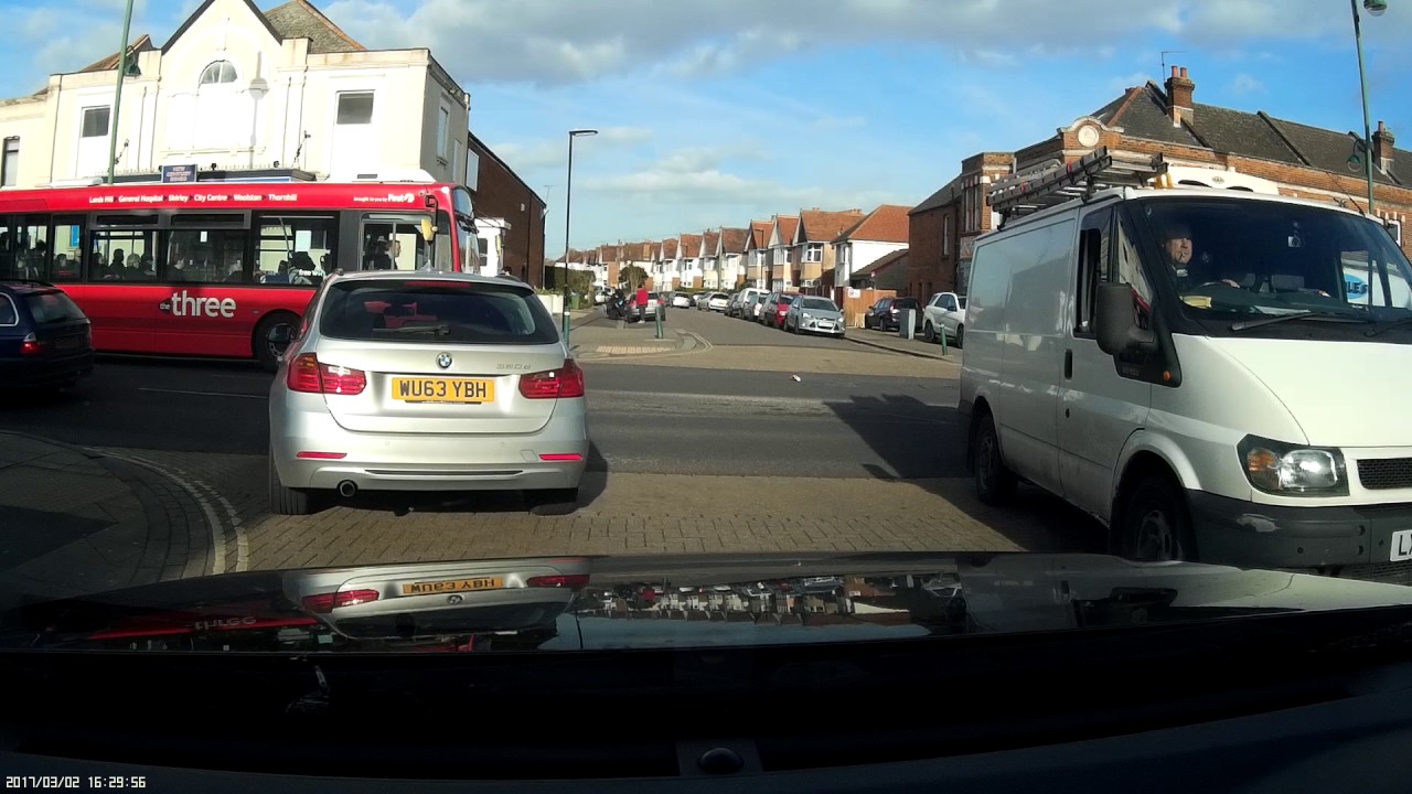 Shirley High Street Southampton One of Three - 02 03 17