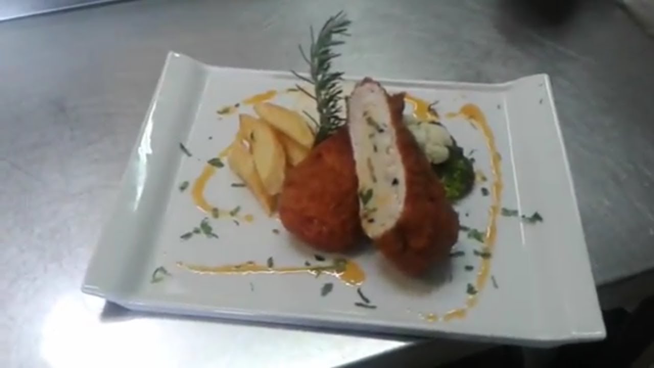 KIBRIS USULÜ TAVUK DOLMA