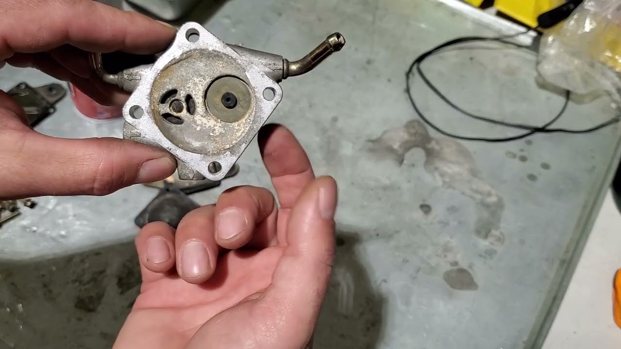 sv650 vacuum fuel pump operation