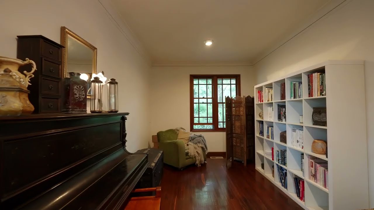 214 Mount Keira Road, Mount