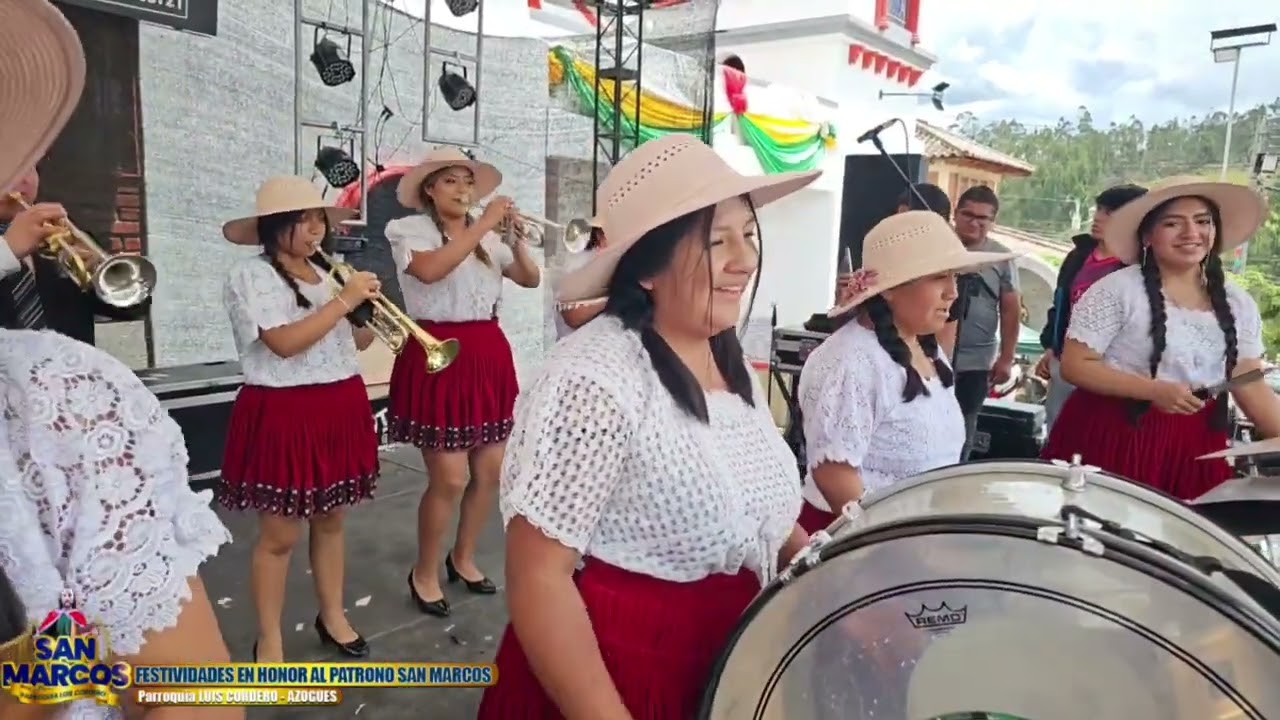 Banda de Música solo de Mujeres Las Pioneras del Austro