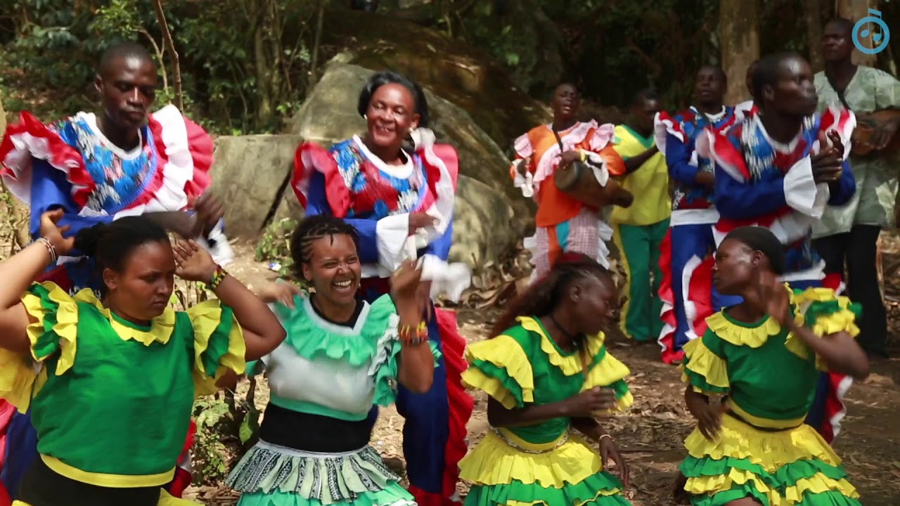 Matende Isikuti   Magic Moment featuring Kahithe