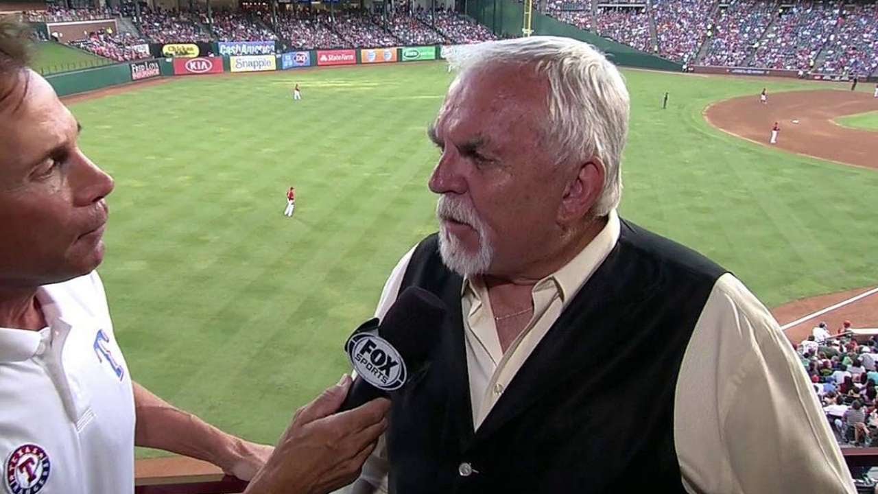 OAK@TEX: Ratzenberger on first pitch, charity efforts