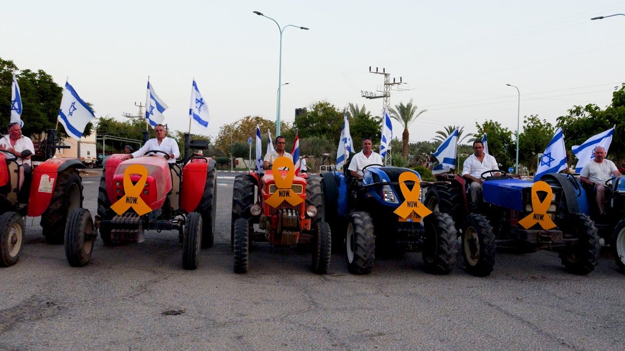 מושב עידן שבועות 2025 ריקוד טרקטורים