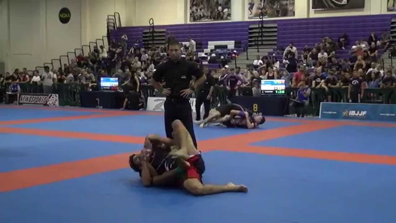Vitor Oliveira vs Enrico Cocco