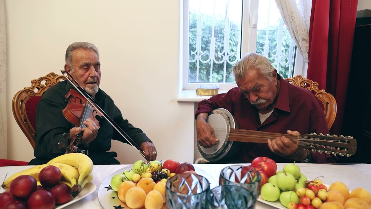Mi Lar Mayrig Mi lar Mourad Mouradian & Gusan Garabed