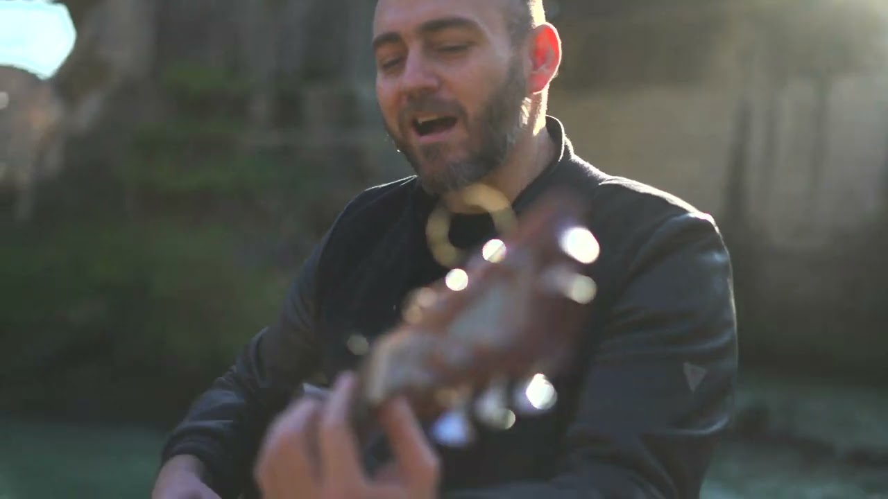 La nuova stella di Broadway - Cesare Cremonini  (Acoustic Cover by Andrea Cardillo)