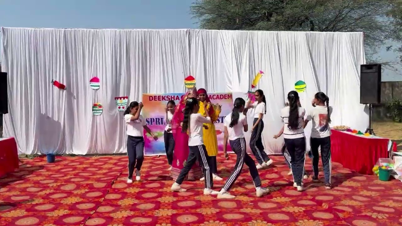 🦚 Radha Krishna Holi Dance | Phag Special Performance 🌸🎨