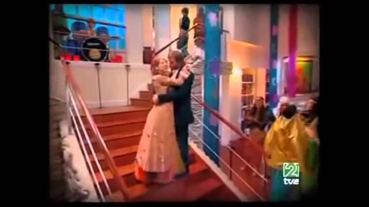 Flor y Fede cantando "Y la vida"
