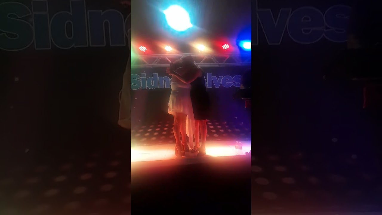 Dançado com Sidinei Alves e CIA no baile da Vera Terra nonoai cavalhada maravilhoso 