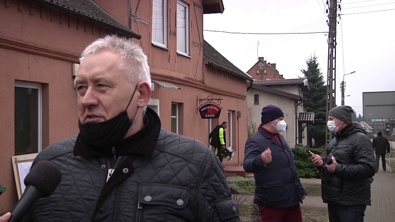 Protest w Grucznie - nie zamykajcie punktu kasowego