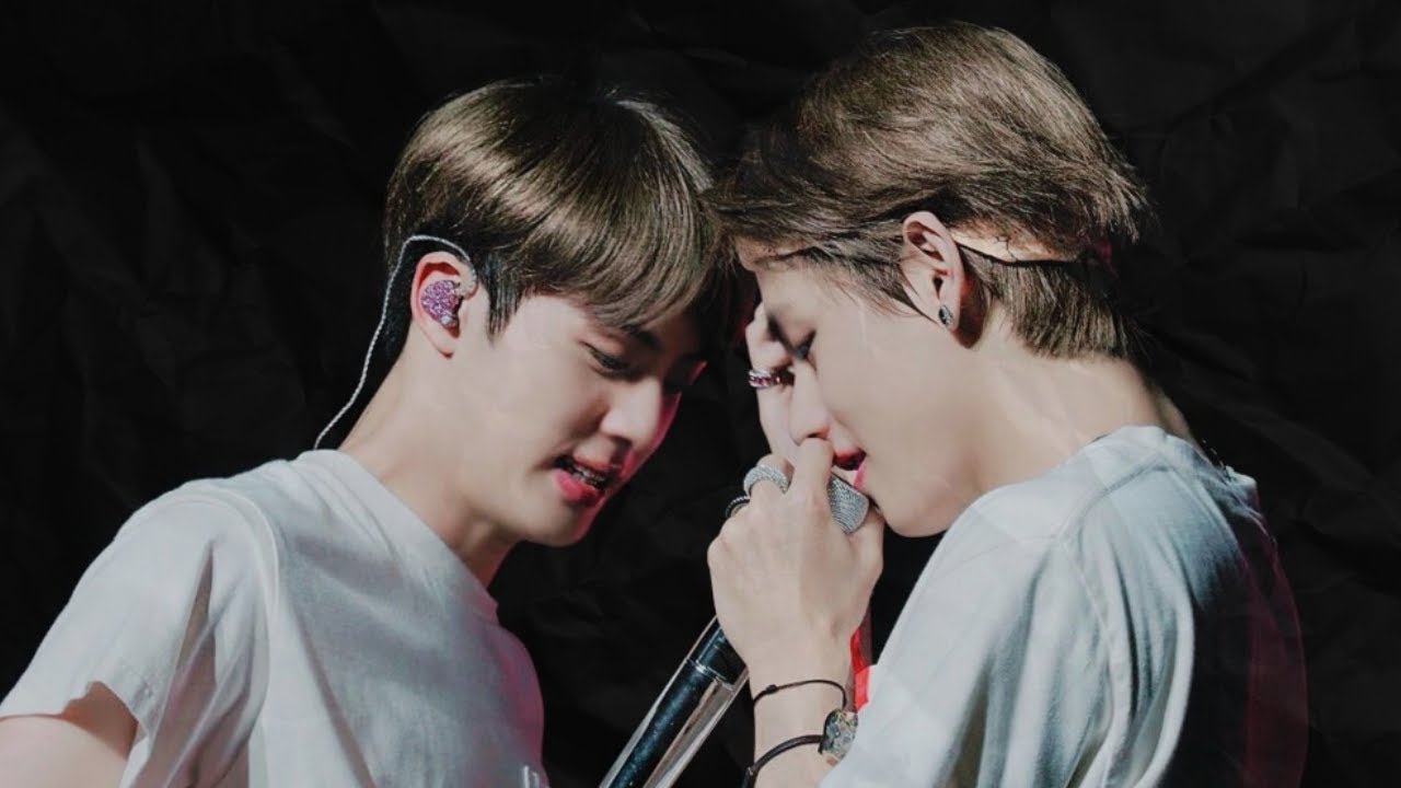 Taejin y su manera de pedir una cita delante de todos
