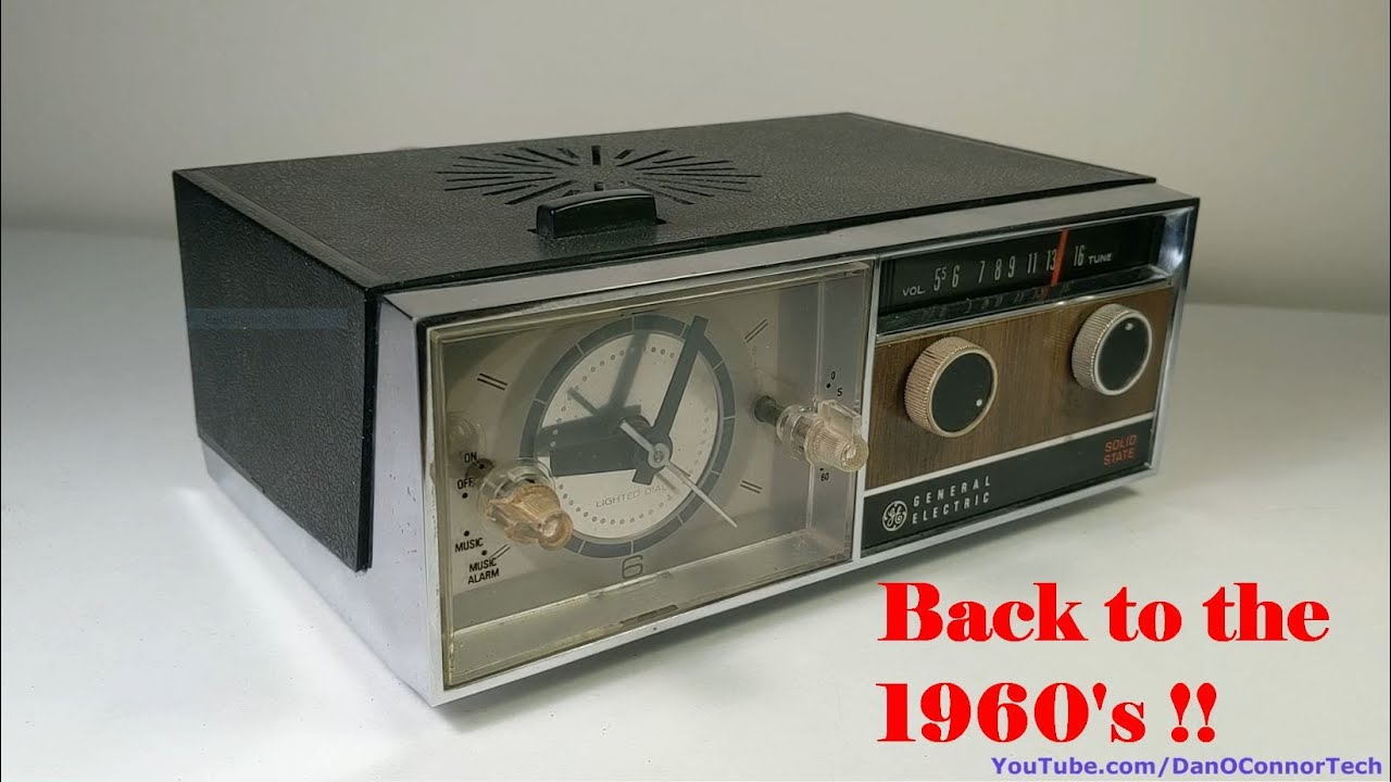 1966 General Electric C550G Clock Radio