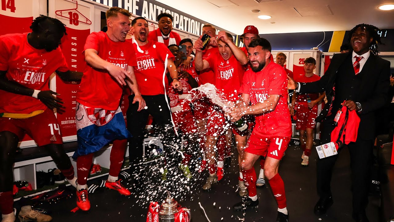 Dressing room SCENES at Hampden 🏆