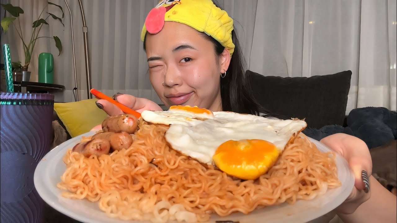 夜中でも好きなもん好きなだけ食う