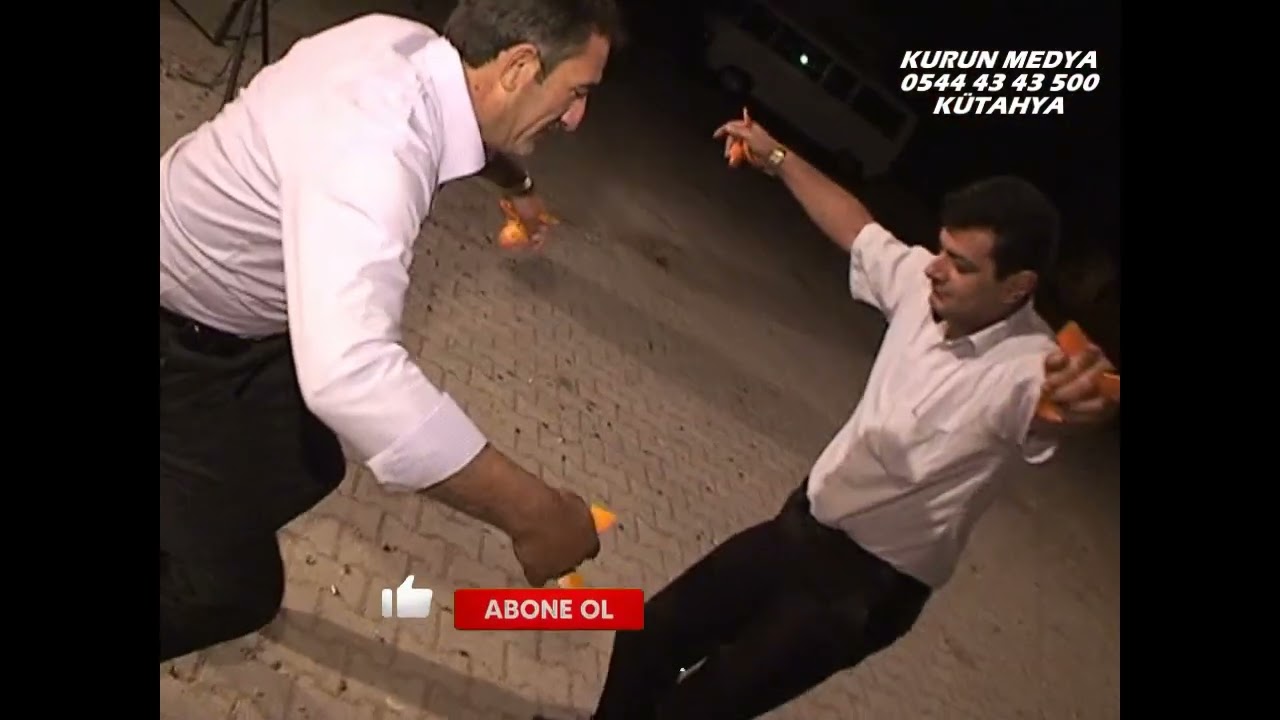 AHMET YİĞİT KARACAÖREN DE SAZIYLA COŞTURDU