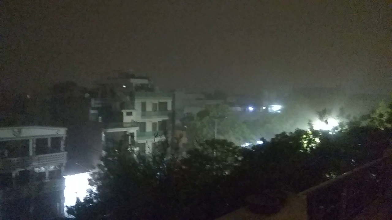 Massive Wind storm in Delhi | @ 5.15 pm | COMPLETE DARK IN THE DAY