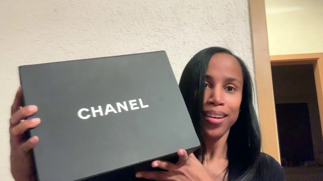 OMG I FINALLY HAVE A CHANEL SO BLACK BOY BAG!!