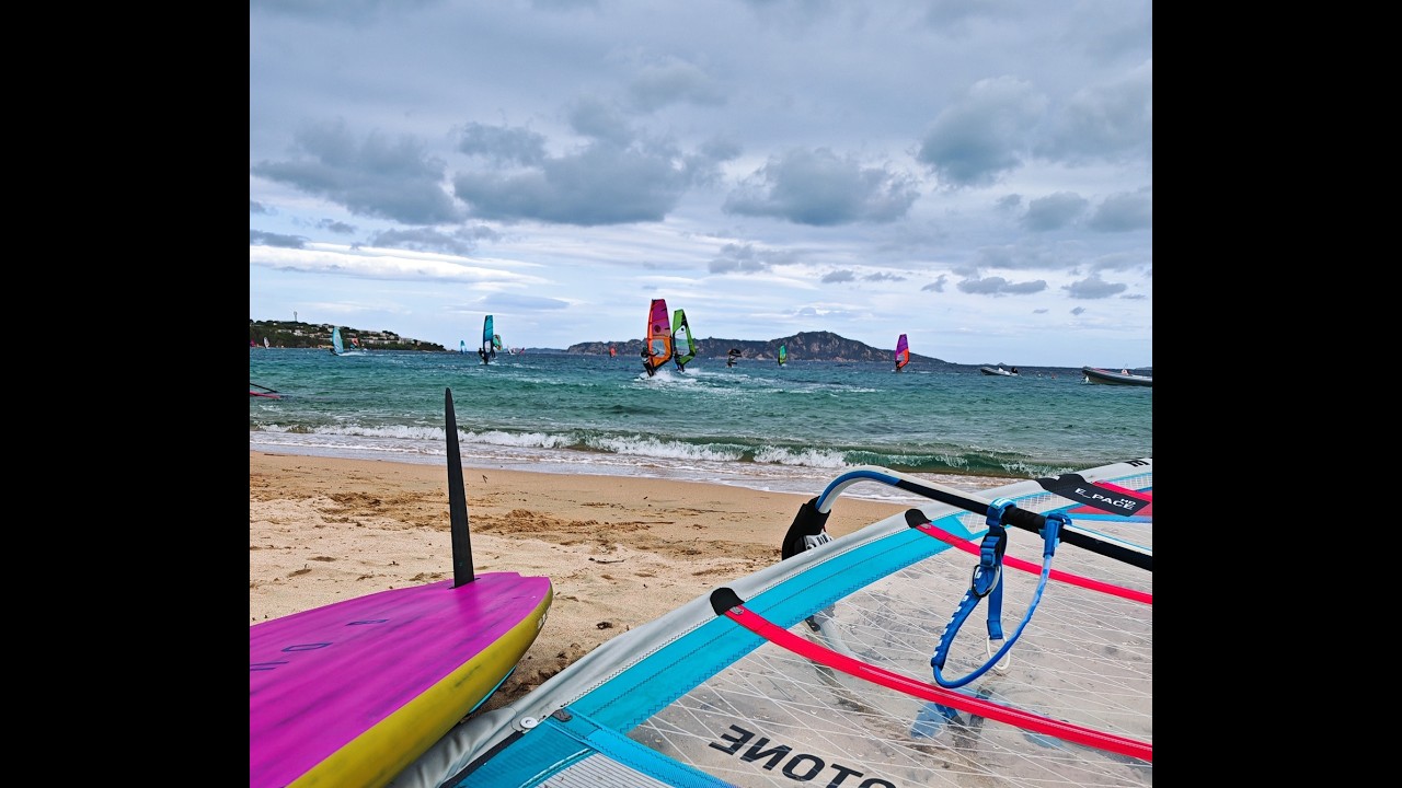 Erstes Mal Windsurfen in Porto Pollo Sardinien