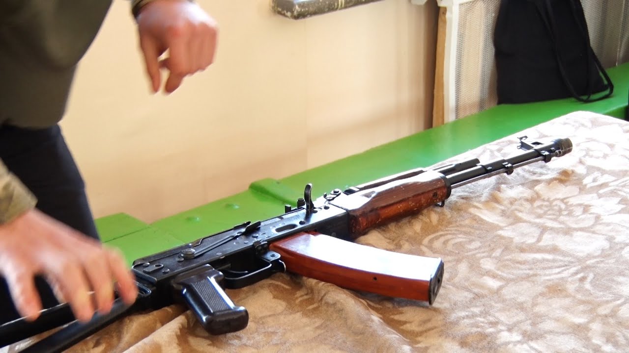 У 12-й школі пройшов патріотичний урок «Захищаємо нас – захищаємо Україну»